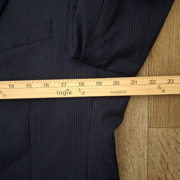 Tommy Hilfiger Mens Navy Pinstripe Suit Jacket Size 44R Two-Button Notch Lapel - Picture 5 of 8